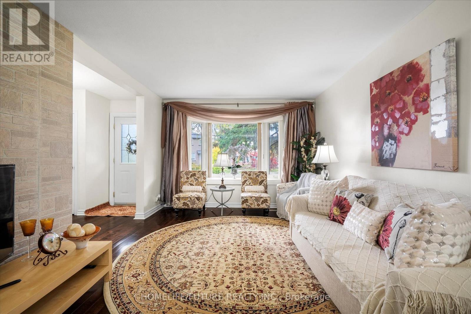 12 Ellendale Drive, Toronto, Ontario  M1P 1N2 - Photo 10 - E12487772