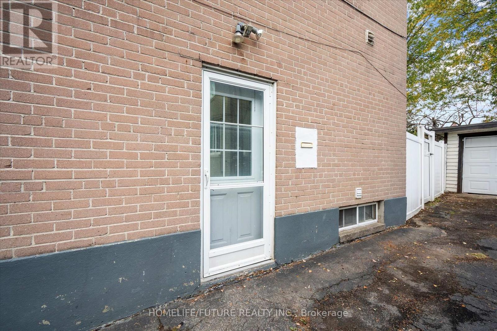 12 Ellendale Drive, Toronto, Ontario  M1P 1N2 - Photo 33 - E12487772