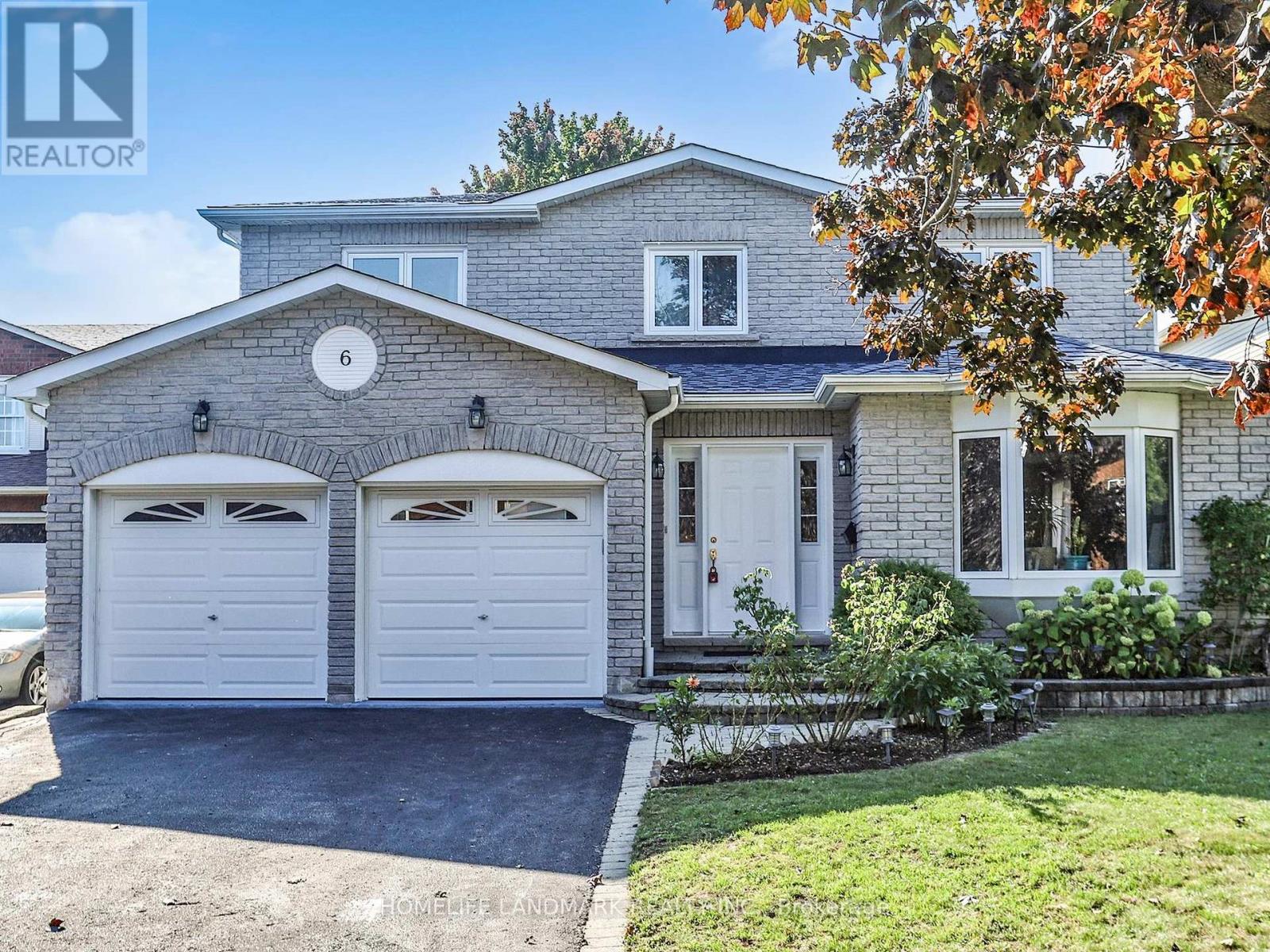 6 BROUGHTON COURT, Whitby, Ontario