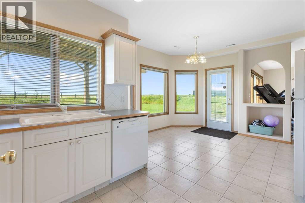 250257 271 Range Road, Rural Rocky View County, Alberta  T1Z 0T7 - Photo 34 - A2248092