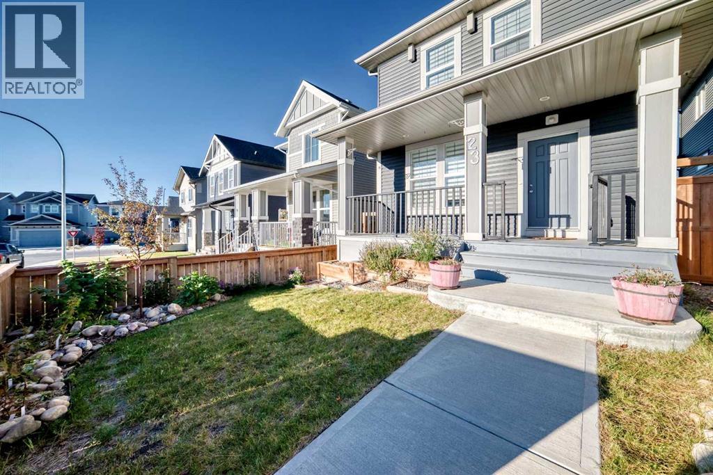 23 Heritage Rise, Cochrane, Alberta  T4C 2R4 - Photo 2 - A2257954