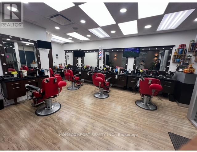 2 - 24 Dundas Street E, Mississauga, Ontario  L5A 1W2 - Photo 5 - W12489244