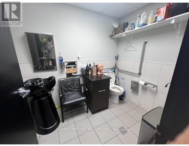 2 - 24 Dundas Street E, Mississauga, Ontario  L5A 1W2 - Photo 6 - W12489244