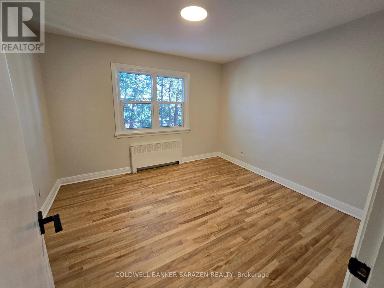 2 - 33 Coupal Street, Ottawa, Ontario  K1L 5Z9 - Photo 9 - X12489258