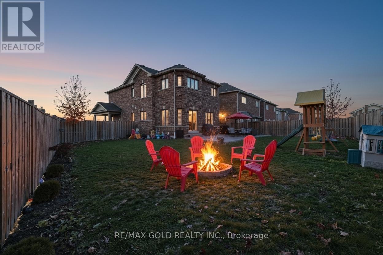 1 Furniss Street, Brock, Ontario  L0K 1A0 - Photo 3 - N12489014