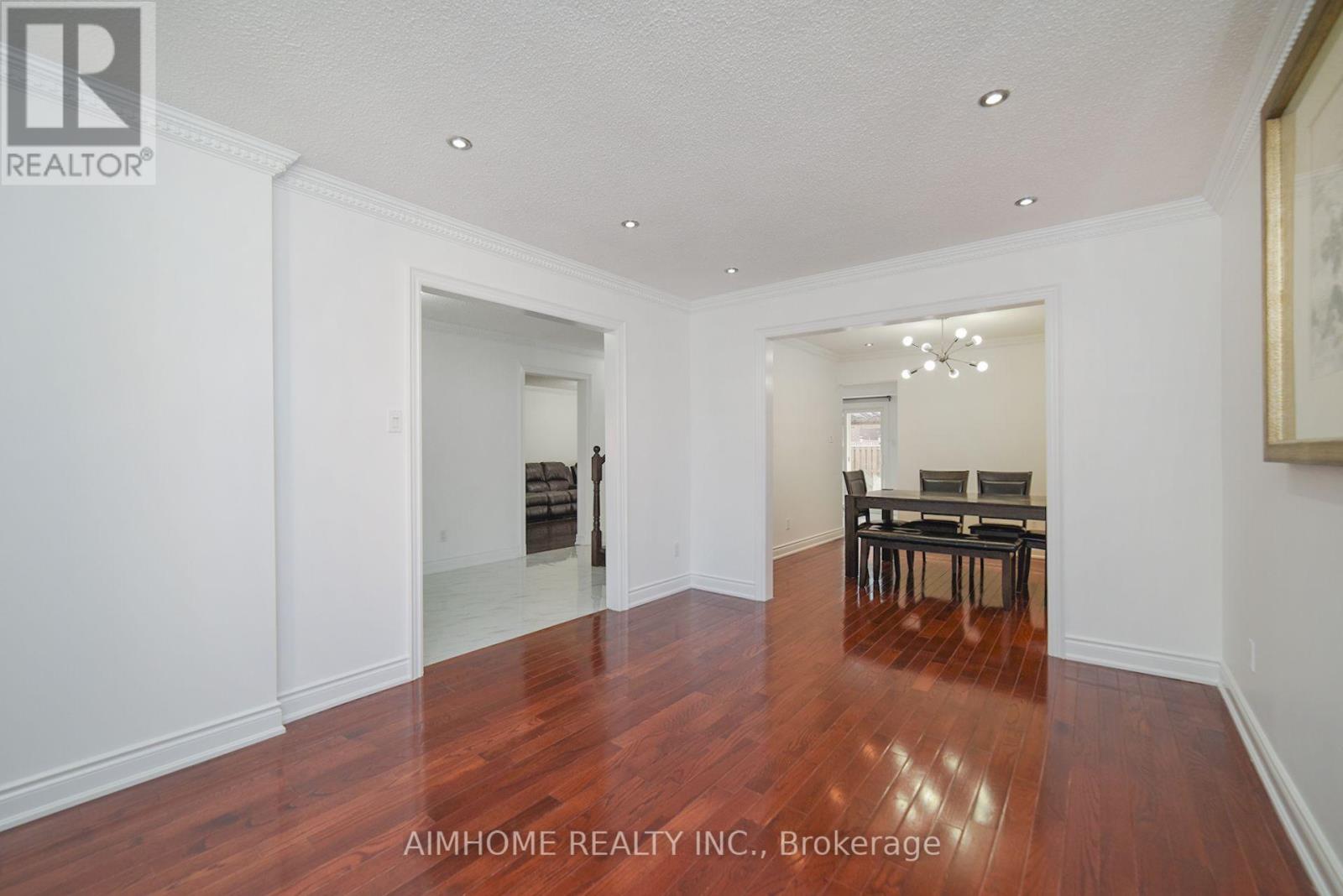 213 Hupfield Trail, Toronto, Ontario  M1B 4L8 - Photo 12 - E12486577