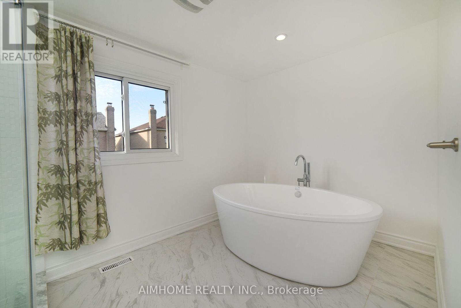 213 Hupfield Trail, Toronto, Ontario  M1B 4L8 - Photo 31 - E12486577