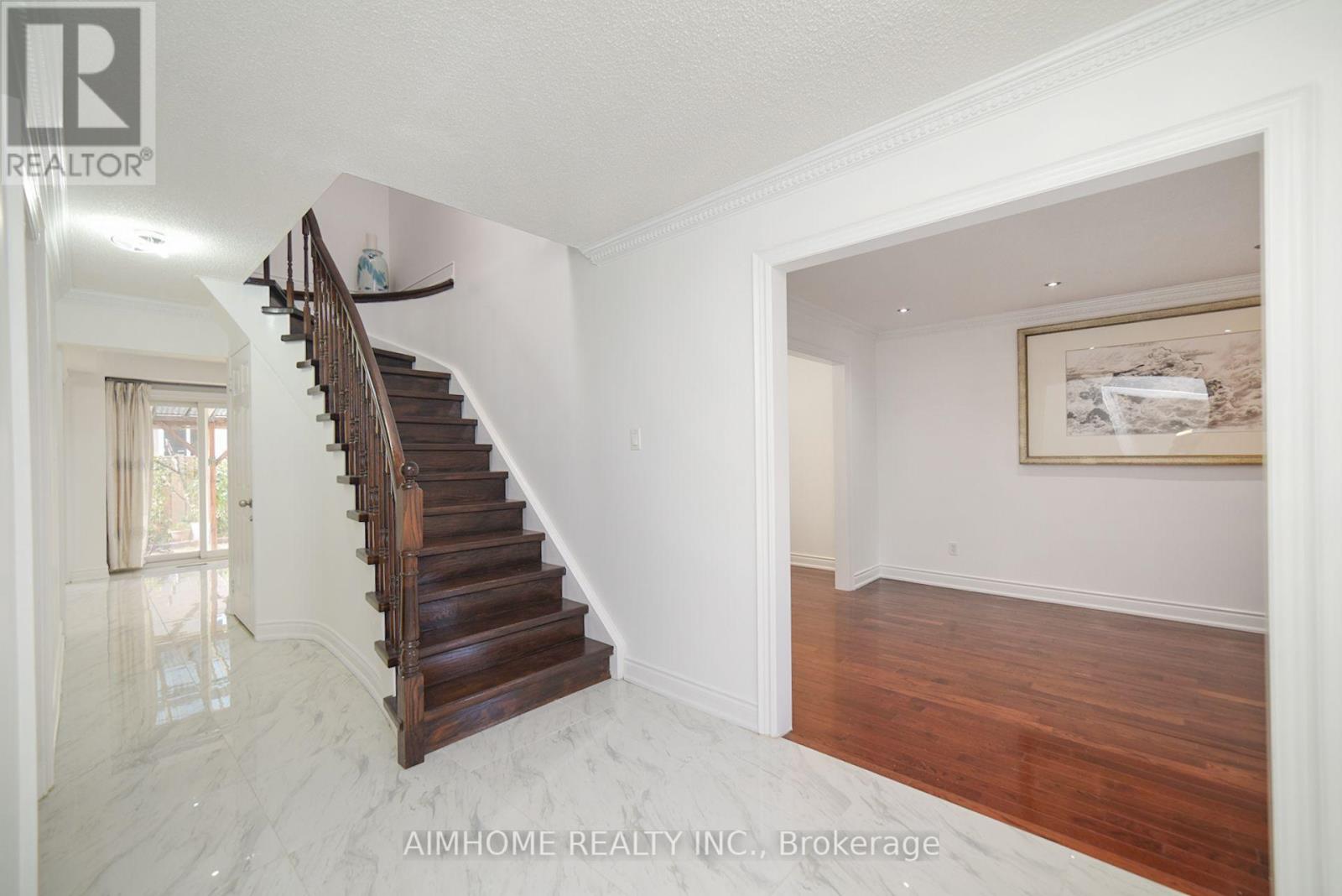 213 Hupfield Trail, Toronto, Ontario  M1B 4L8 - Photo 6 - E12486577