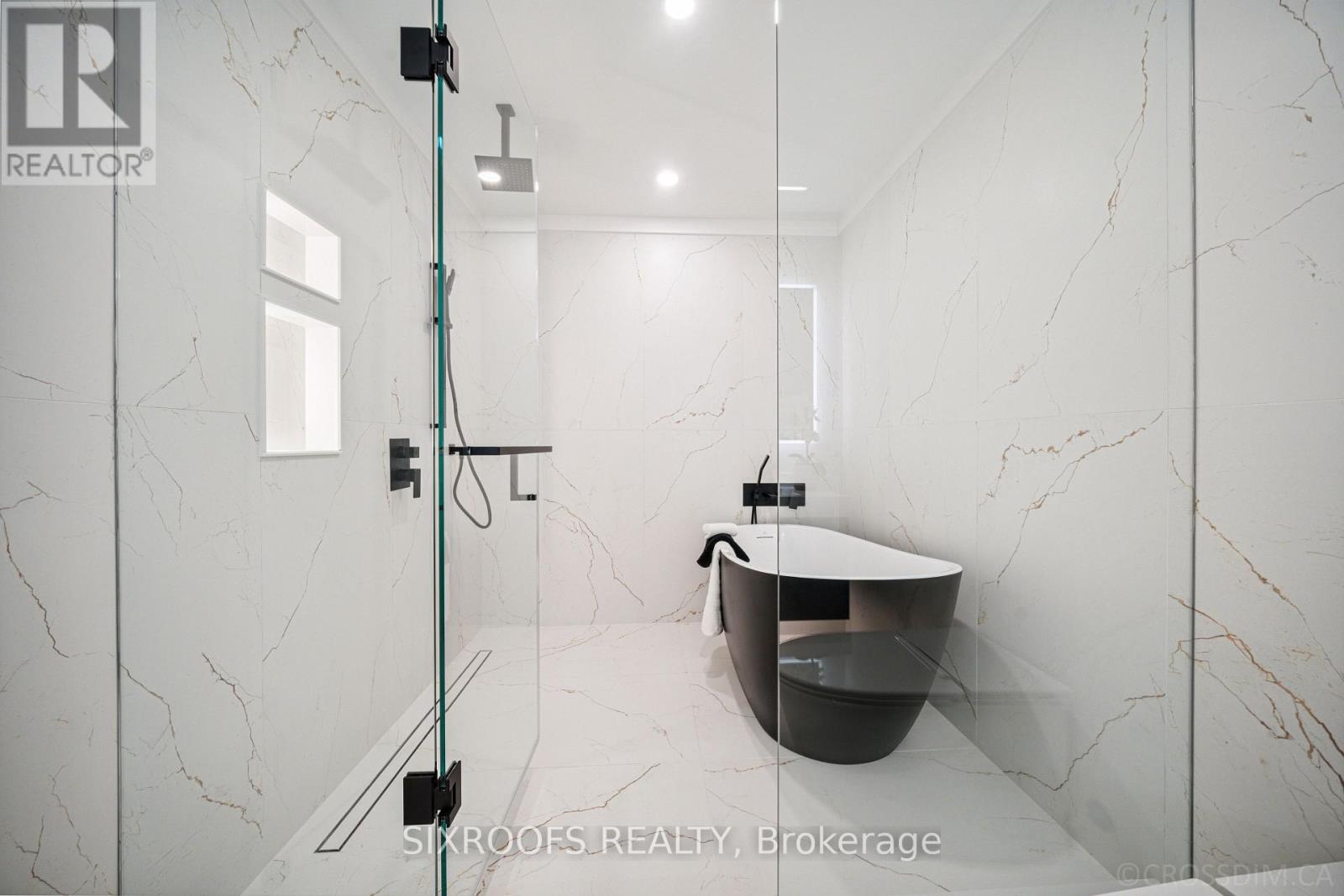 44a Alcina Avenue, Toronto, Ontario  M6G 2E8 - Photo 25 - C12489262