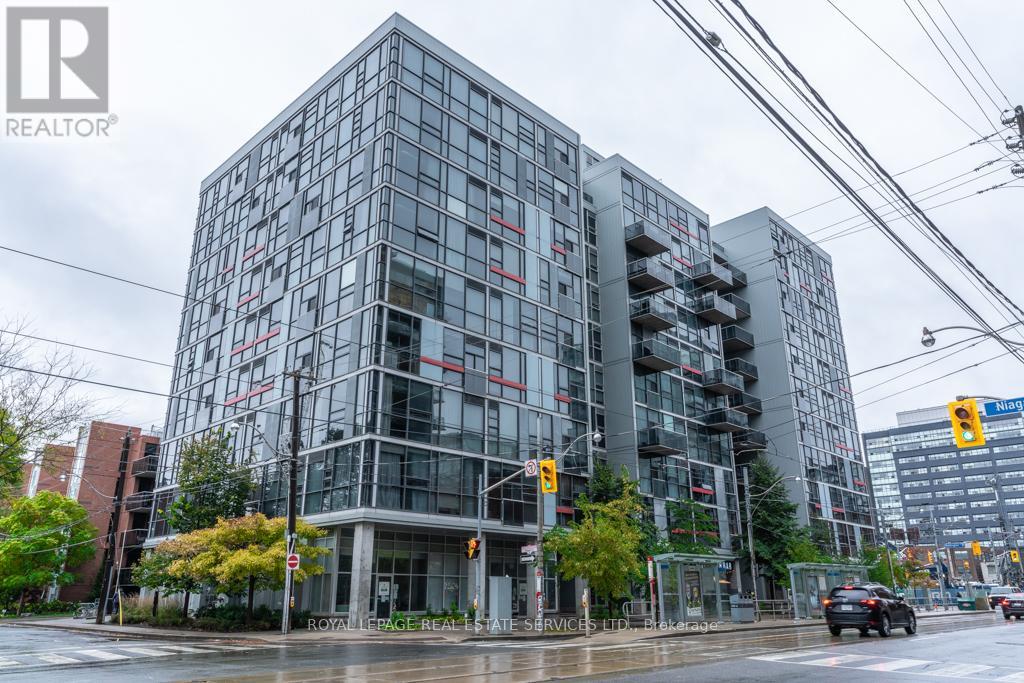 516 - 60 BATHURST STREET, Toronto, Ontario