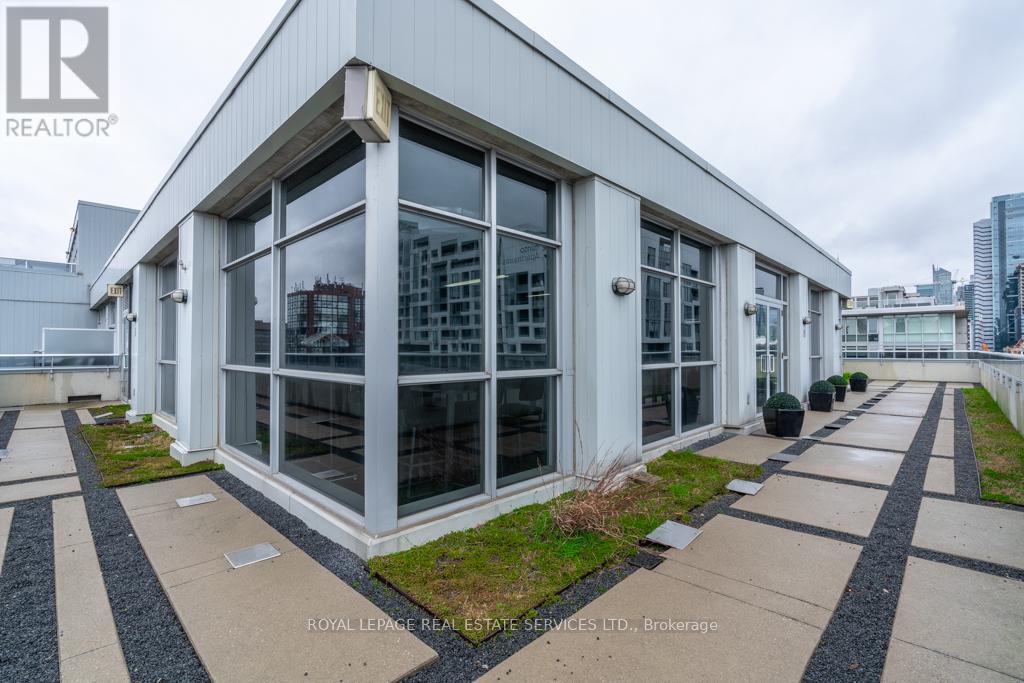 516 - 60 Bathurst Street, Toronto, Ontario  M5V 2P4 - Photo 17 - C12489274