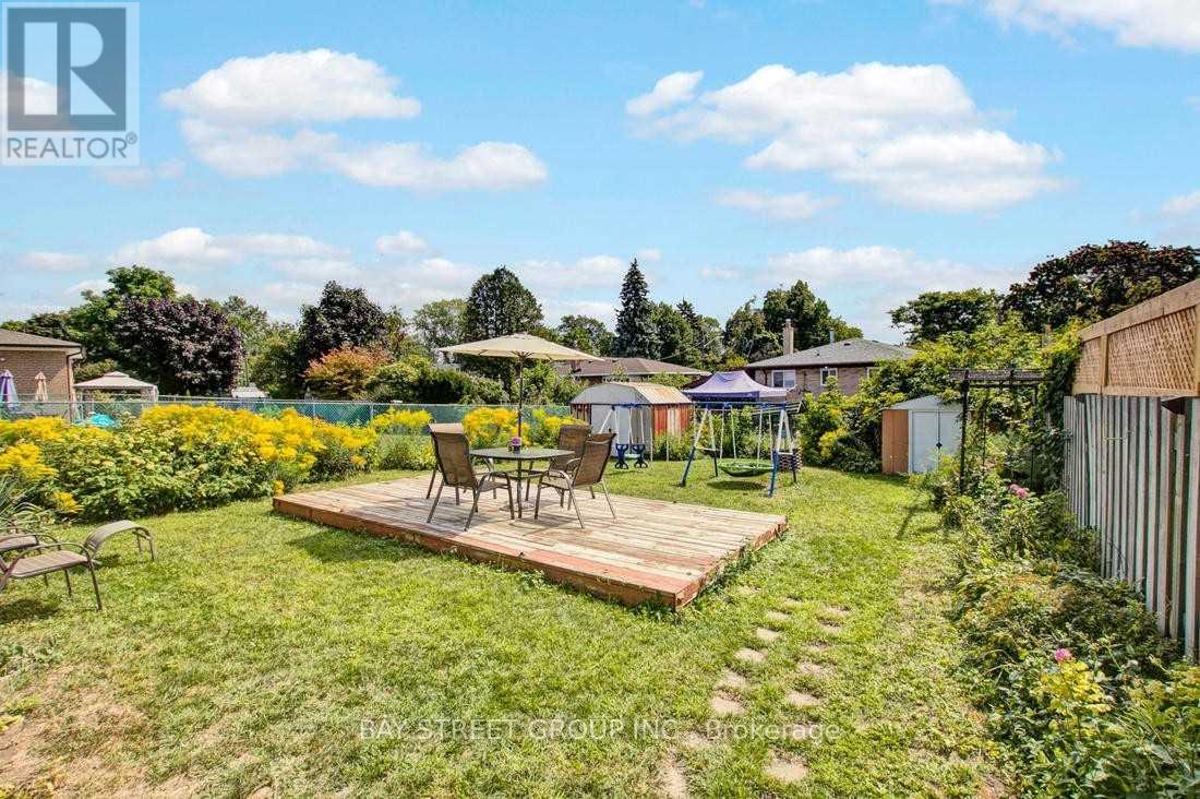 23 Dalcourt Drive, Toronto, Ontario  M1E 3G9 - Photo 3 - E12489264