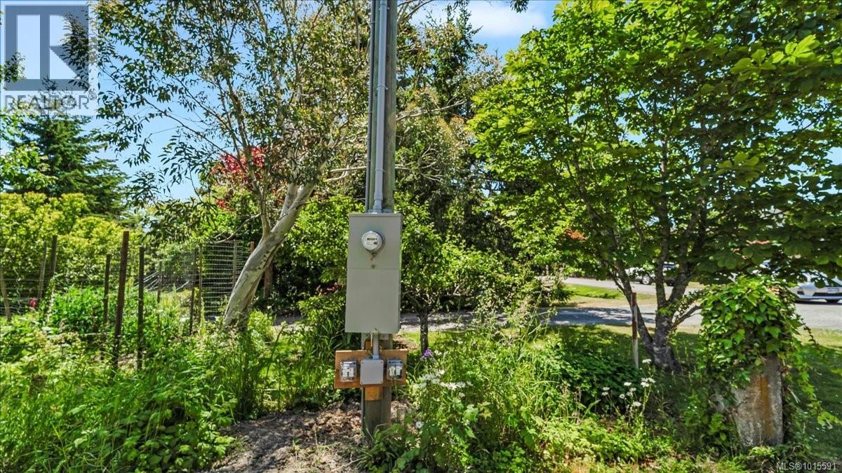 304 Bessborough Ave, View Royal, British Columbia  V9B 1T7 - Photo 11 - 1015591