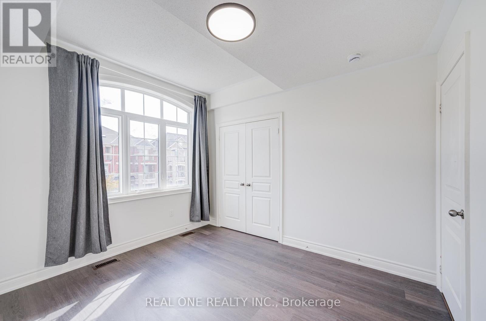 475 Silver Maple Road, Oakville, Ontario  L6H 0S4 - Photo 28 - W12489276