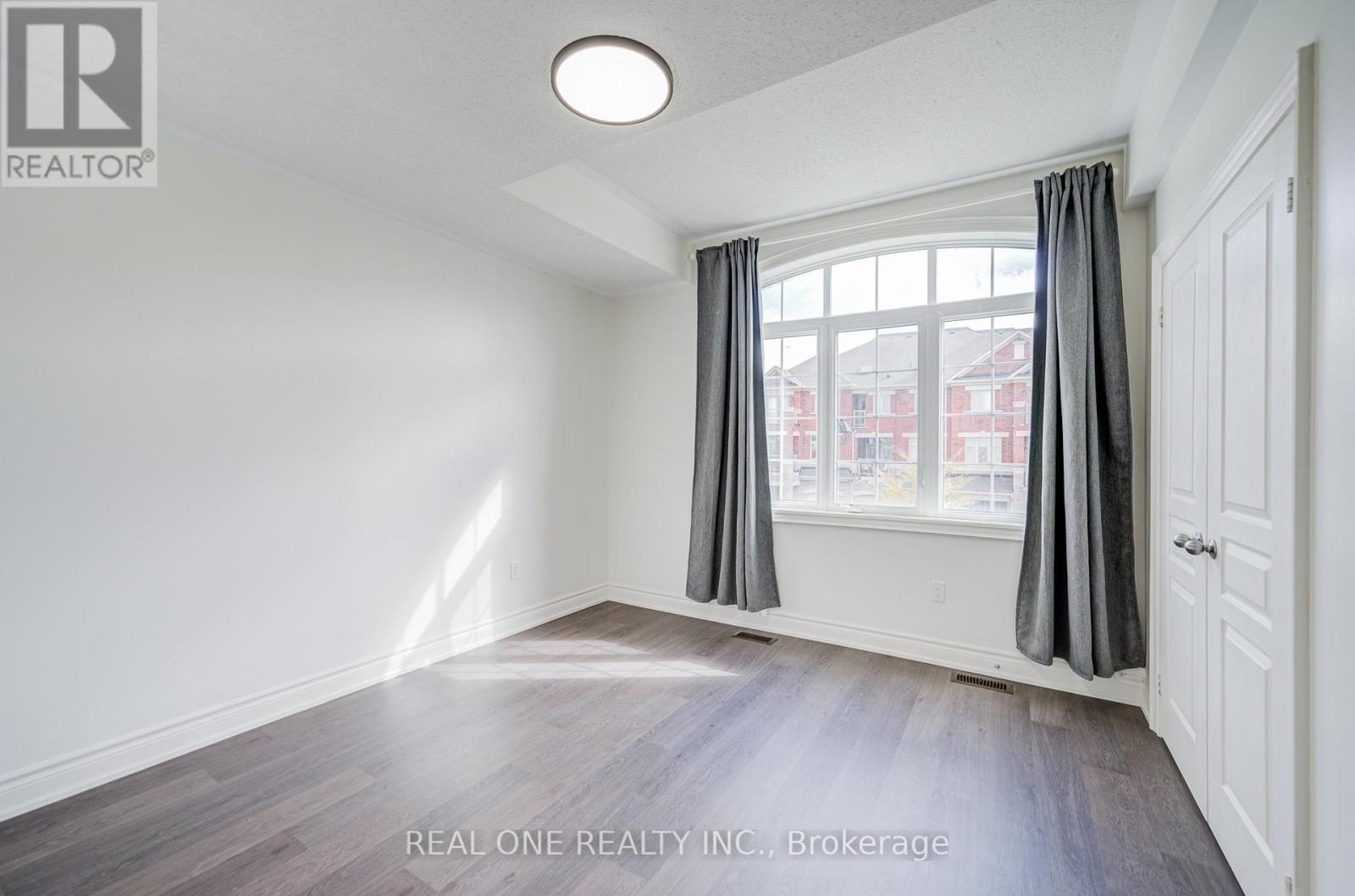 475 Silver Maple Road, Oakville, Ontario  L6H 0S4 - Photo 29 - W12489276