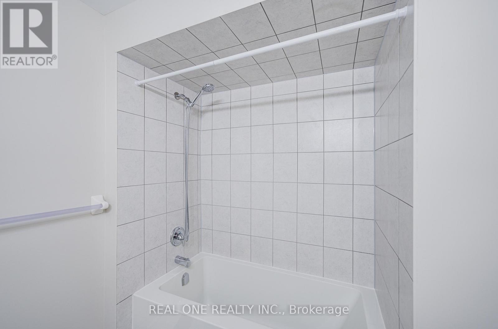 475 Silver Maple Road, Oakville, Ontario  L6H 0S4 - Photo 32 - W12489276