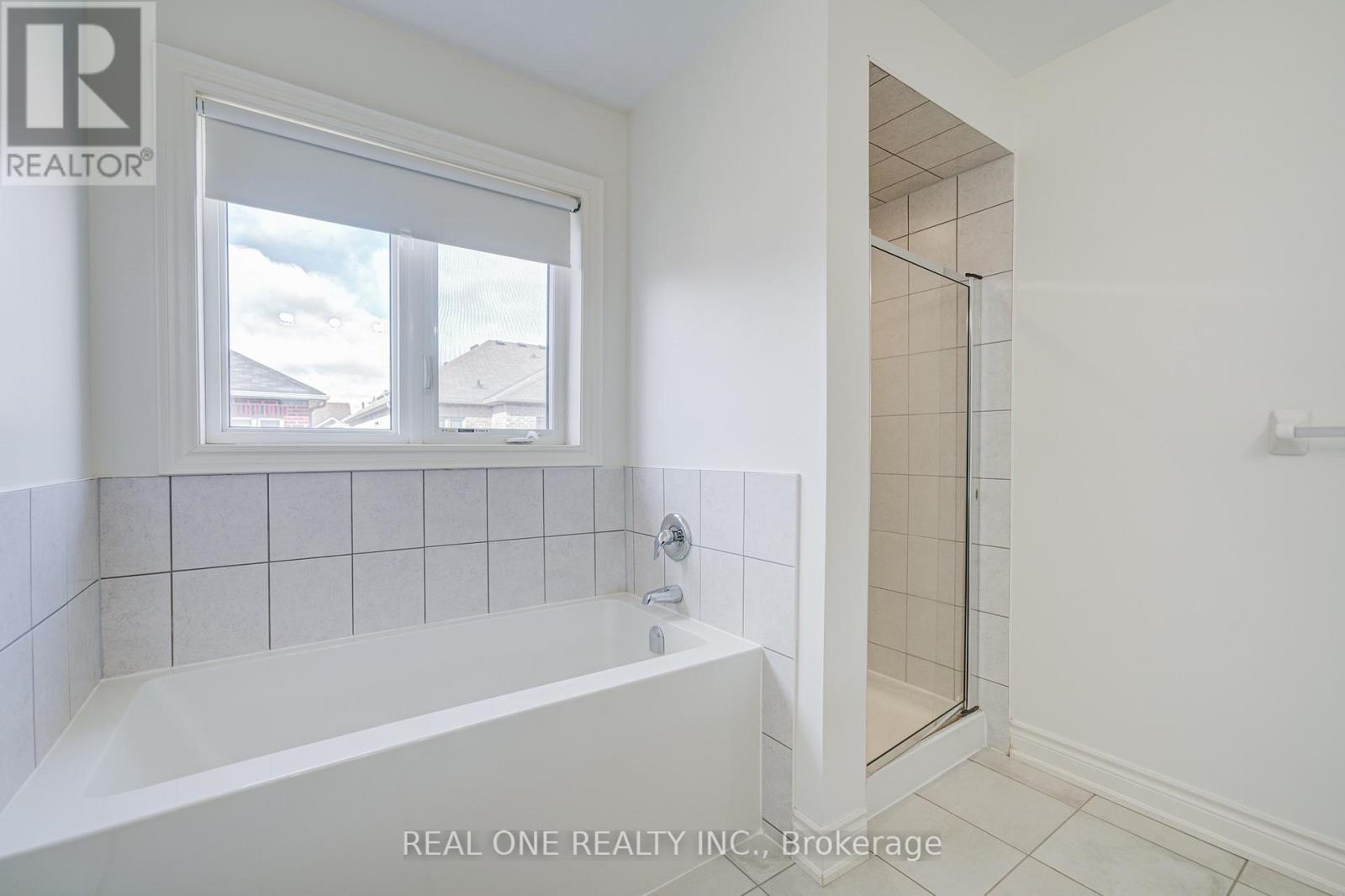 475 Silver Maple Road, Oakville, Ontario  L6H 0S4 - Photo 38 - W12489276