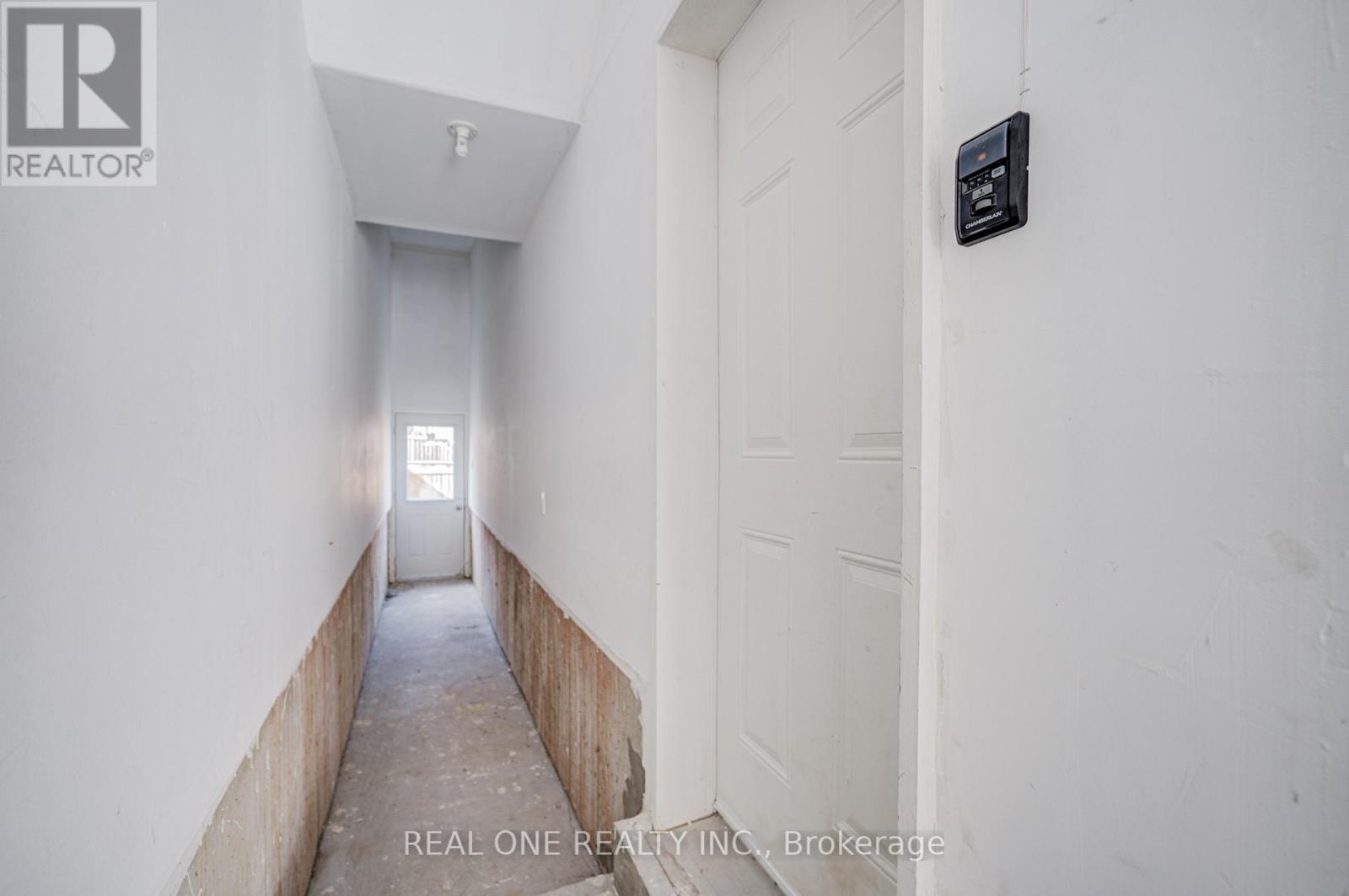 475 Silver Maple Road, Oakville, Ontario  L6H 0S4 - Photo 45 - W12489276