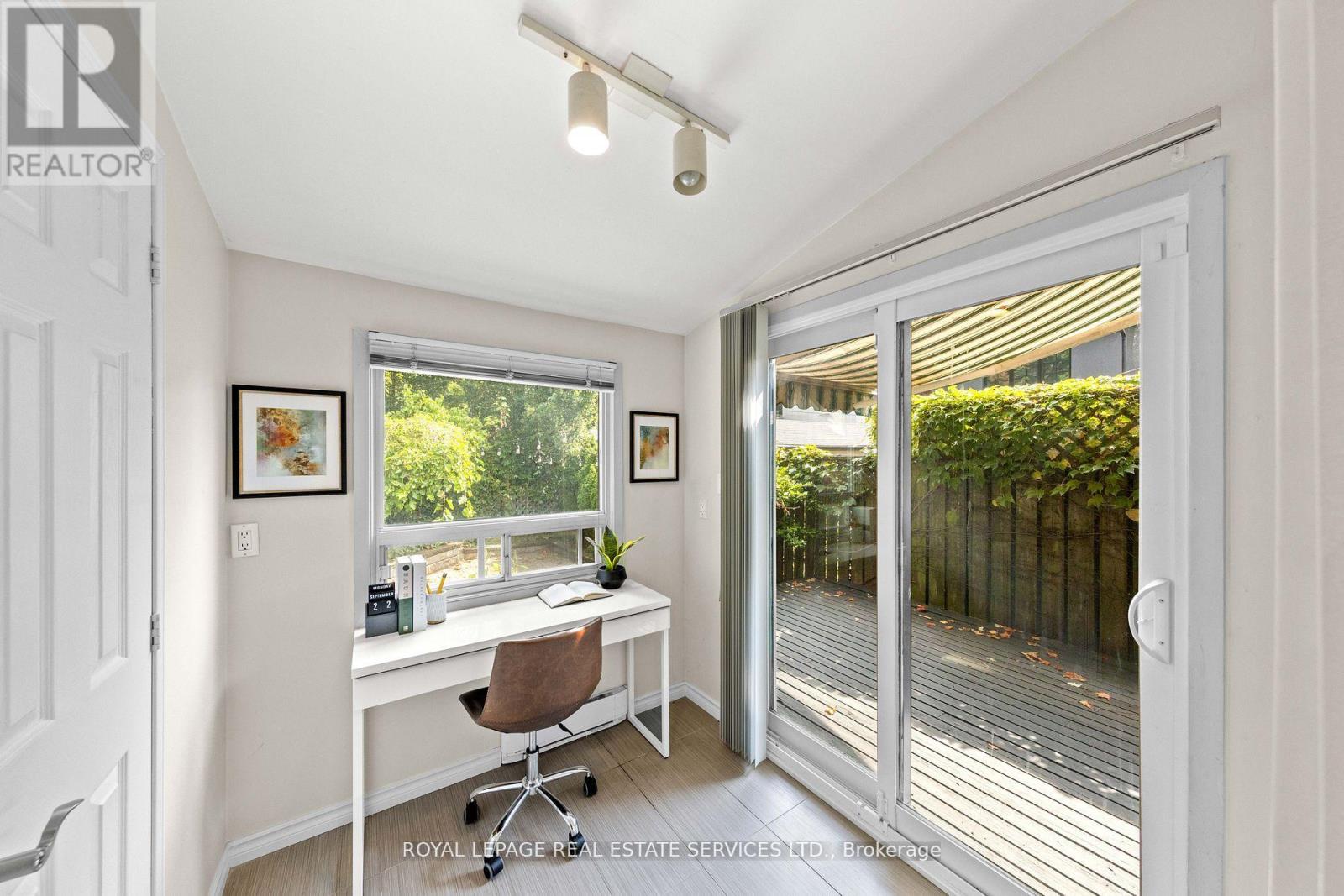 1565 Mount Pleasant Road, Toronto, Ontario  M4N 2V4 - Photo 14 - C12489308