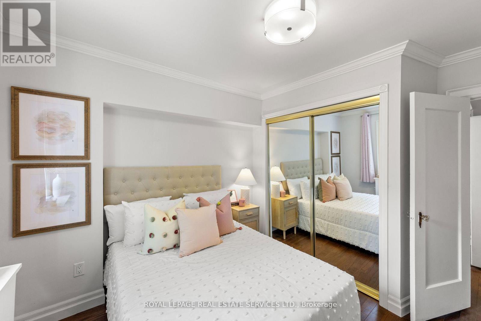 1565 Mount Pleasant Road, Toronto, Ontario  M4N 2V4 - Photo 21 - C12489308