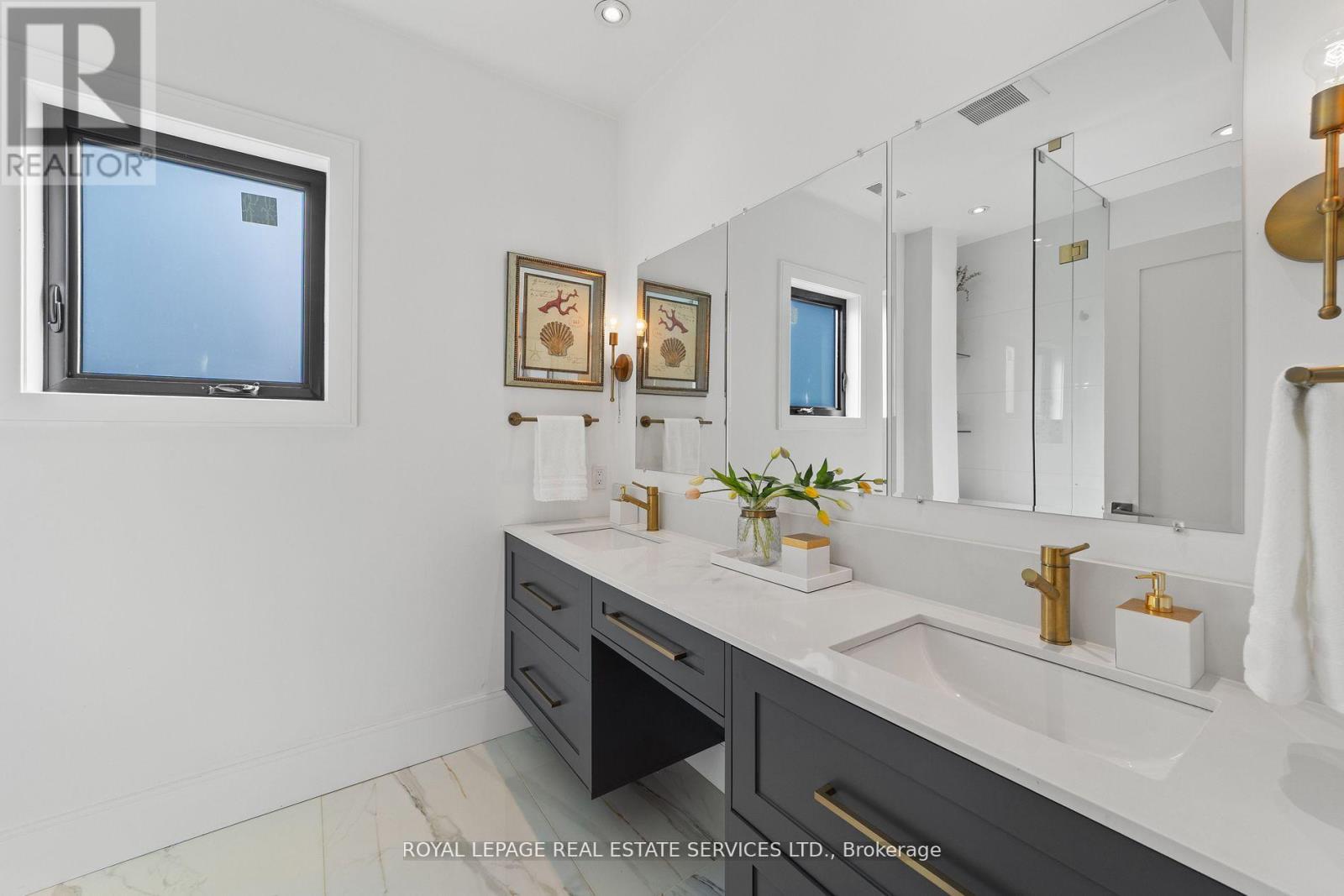 12 Armour Boulevard, Toronto, Ontario  M5M 3C1 - Photo 25 - C12489316