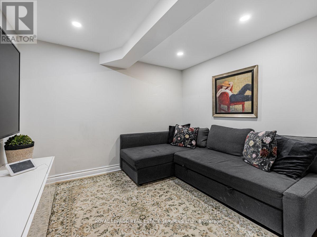 12 Armour Boulevard, Toronto, Ontario  M5M 3C1 - Photo 39 - C12489316