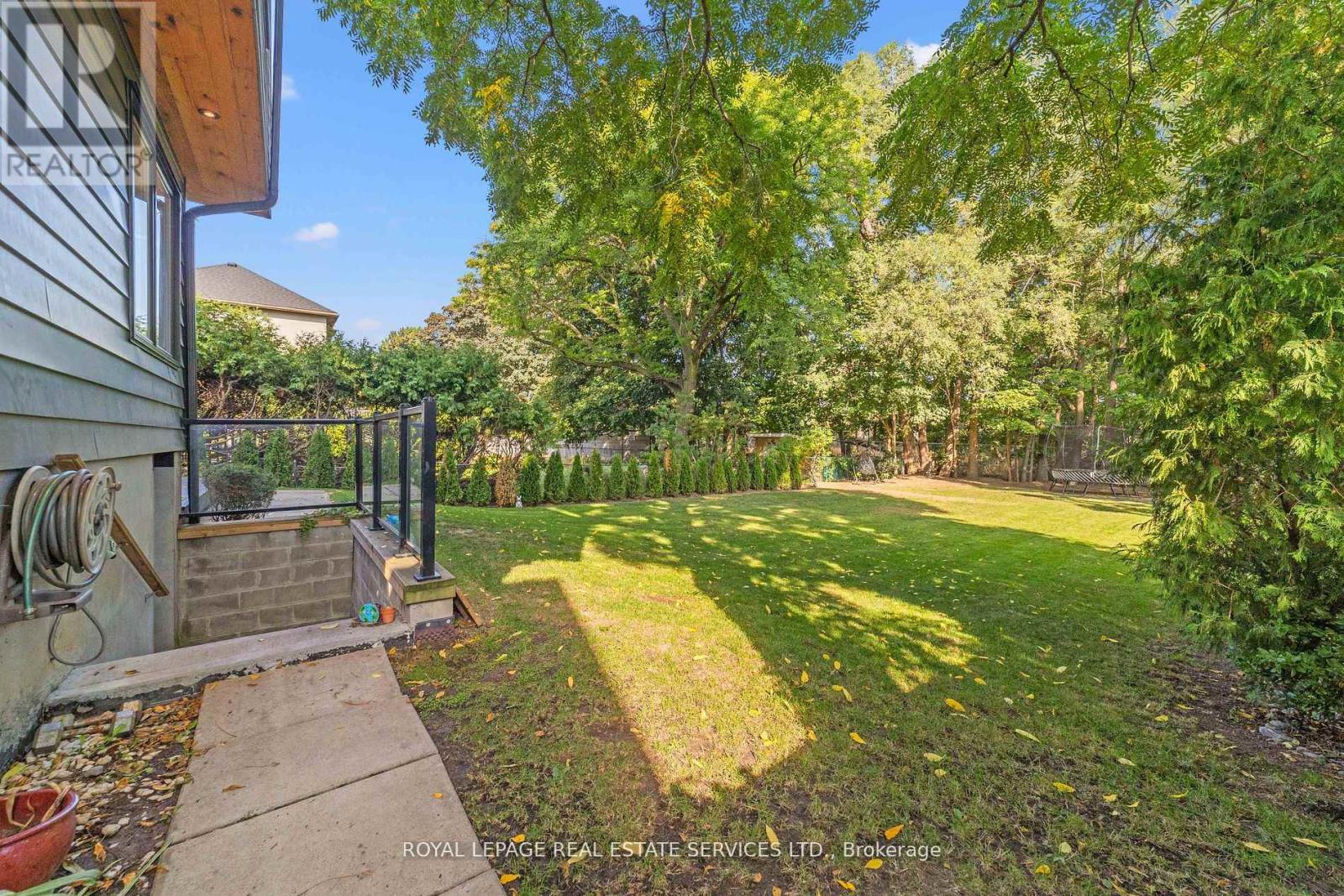 12 Armour Boulevard, Toronto, Ontario  M5M 3C1 - Photo 45 - C12489316