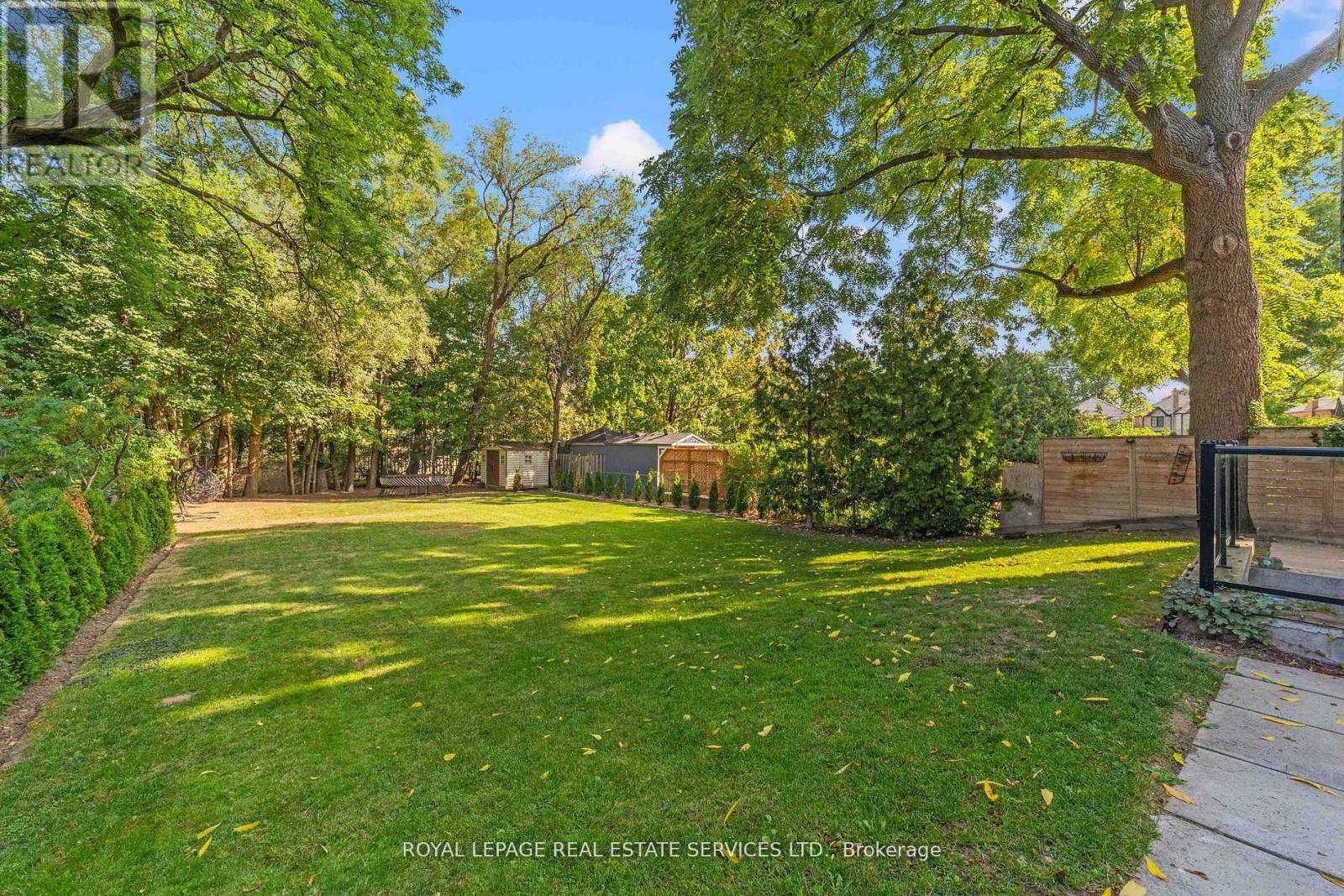 12 Armour Boulevard, Toronto, Ontario  M5M 3C1 - Photo 46 - C12489316