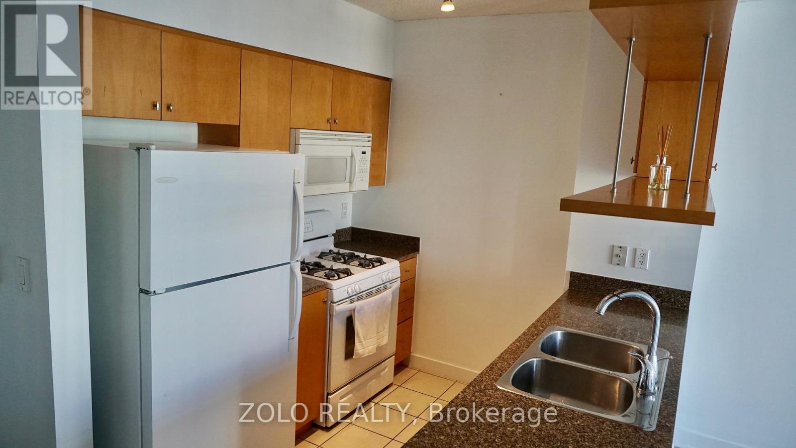 3009 - 5 Mariner Terrace, Toronto, Ontario  M5V 3V6 - Photo 27 - C12489322