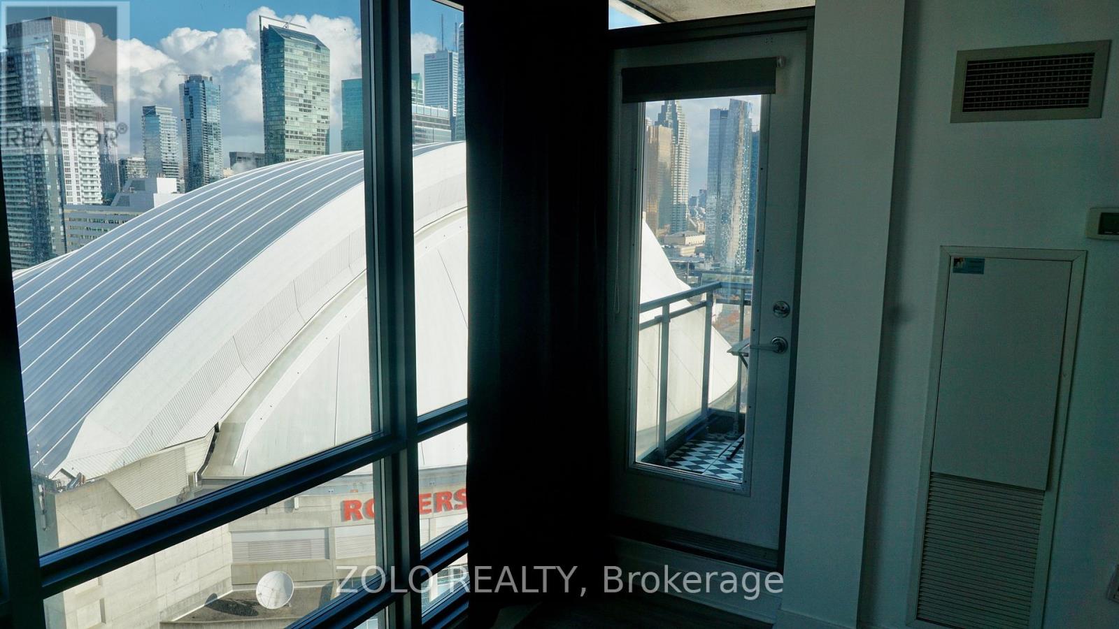 3009 - 5 Mariner Terrace, Toronto, Ontario  M5V 3V6 - Photo 4 - C12489322