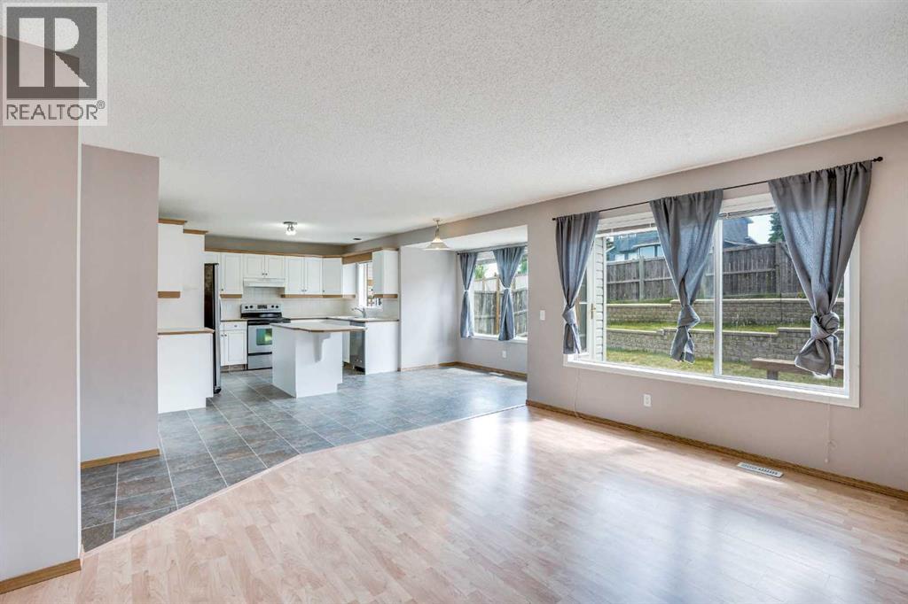 82 Edgevalley Close Nw, Calgary, Alberta  T3A 5E9 - Photo 15 - A2259251