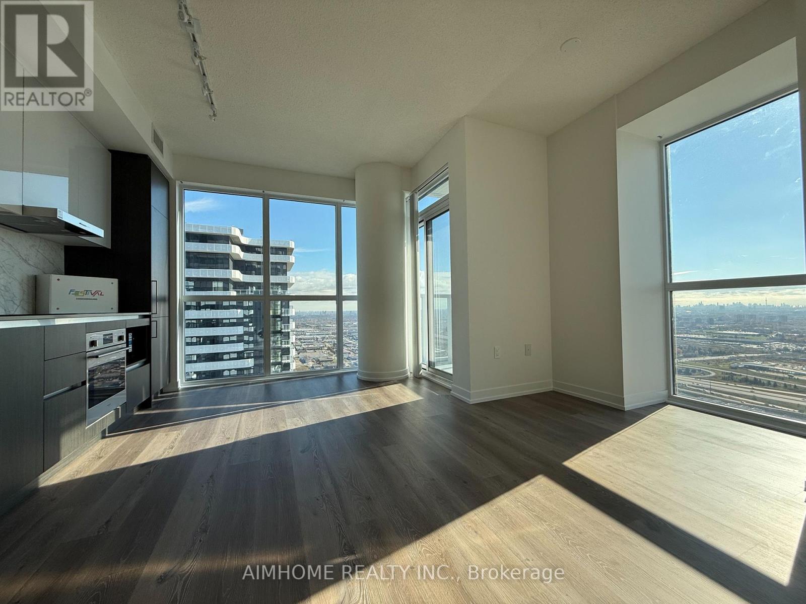 6002 - 225 Commerce Street, Vaughan, Ontario  L4K 0R1 - Photo 2 - N12489290