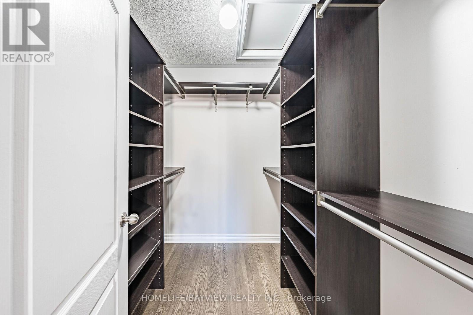 61 Four Seasons Crescent, Newmarket, Ontario  L9N 0C4 - Photo 32 - N12489292