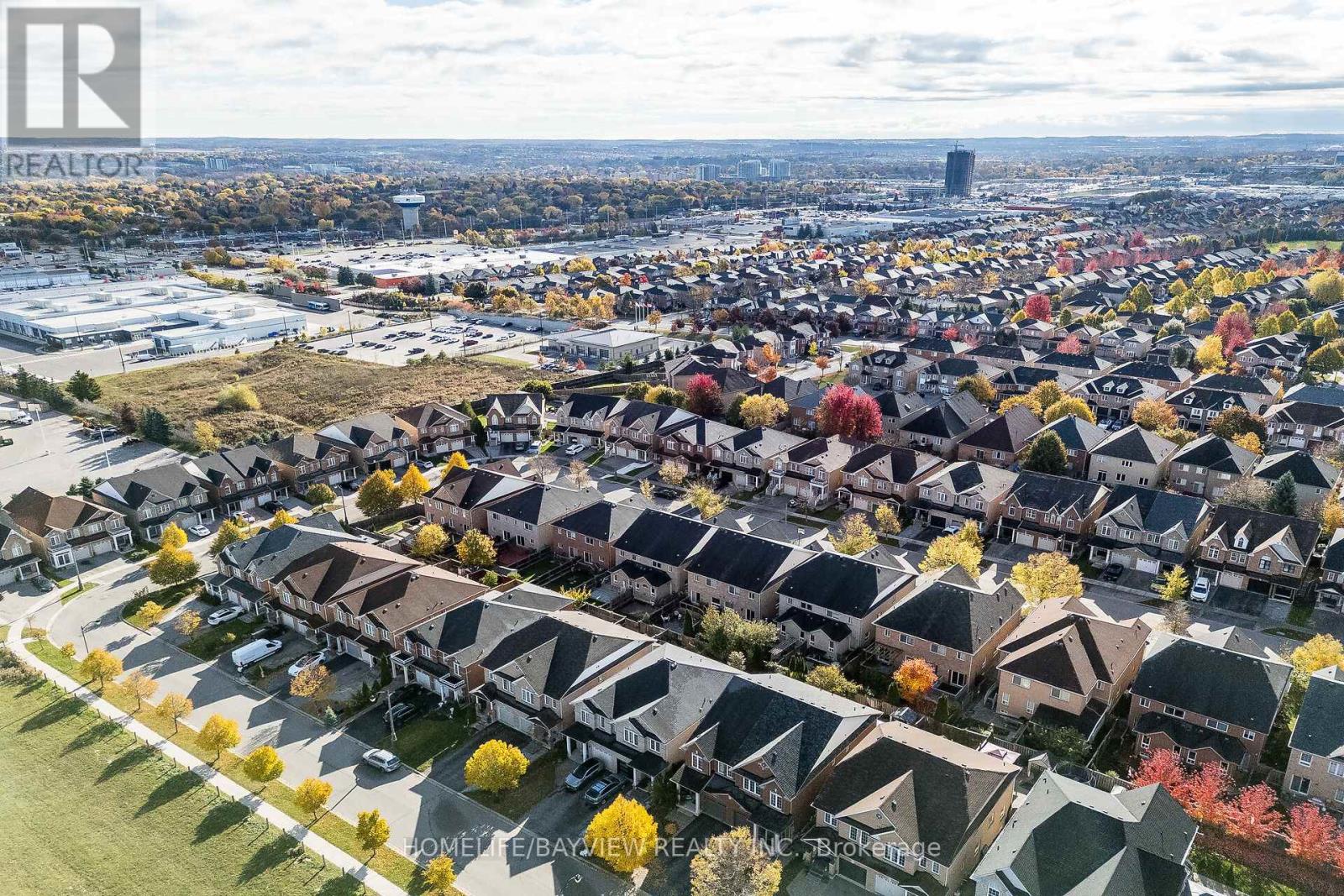 61 Four Seasons Crescent, Newmarket, Ontario  L9N 0C4 - Photo 49 - N12489292