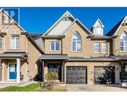 61 FOUR SEASONS CRESCENT, Newmarket, Ontario