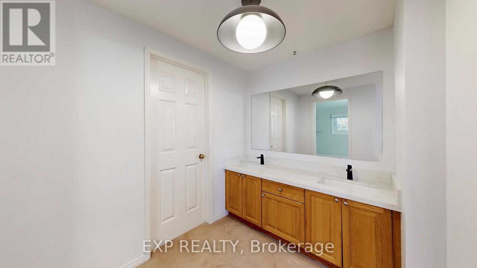 94 Coledale Road, Markham, Ontario  L3R 7V9 - Photo 33 - N12489300