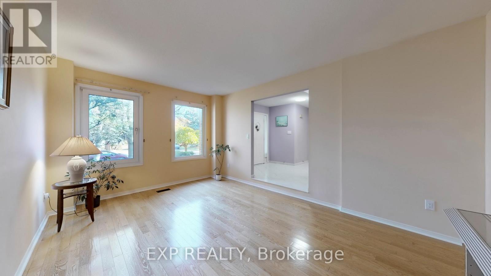 94 Coledale Road, Markham, Ontario  L3R 7V9 - Photo 6 - N12489300