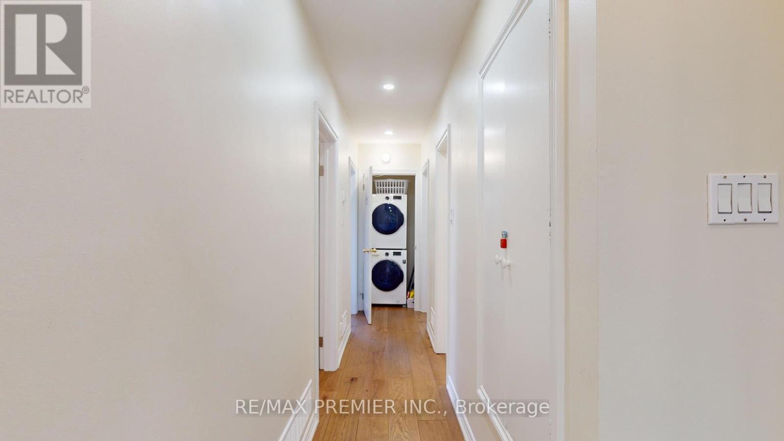 236 Thistle Down Boulevard, Toronto, Ontario  M9V 1K7 - Photo 10 - W12489296