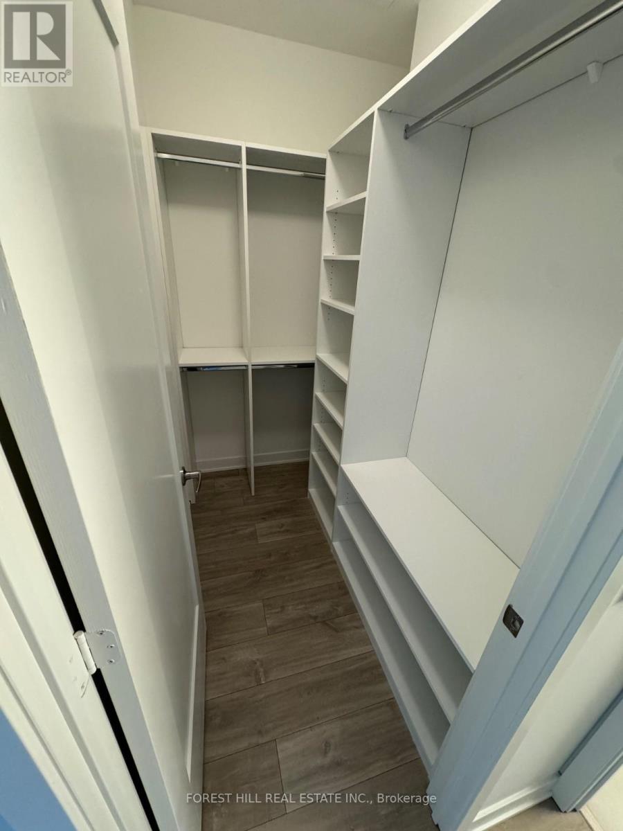 401 E - 70 Princess Street, Toronto, Ontario  M5A 0X6 - Photo 6 - C12414503