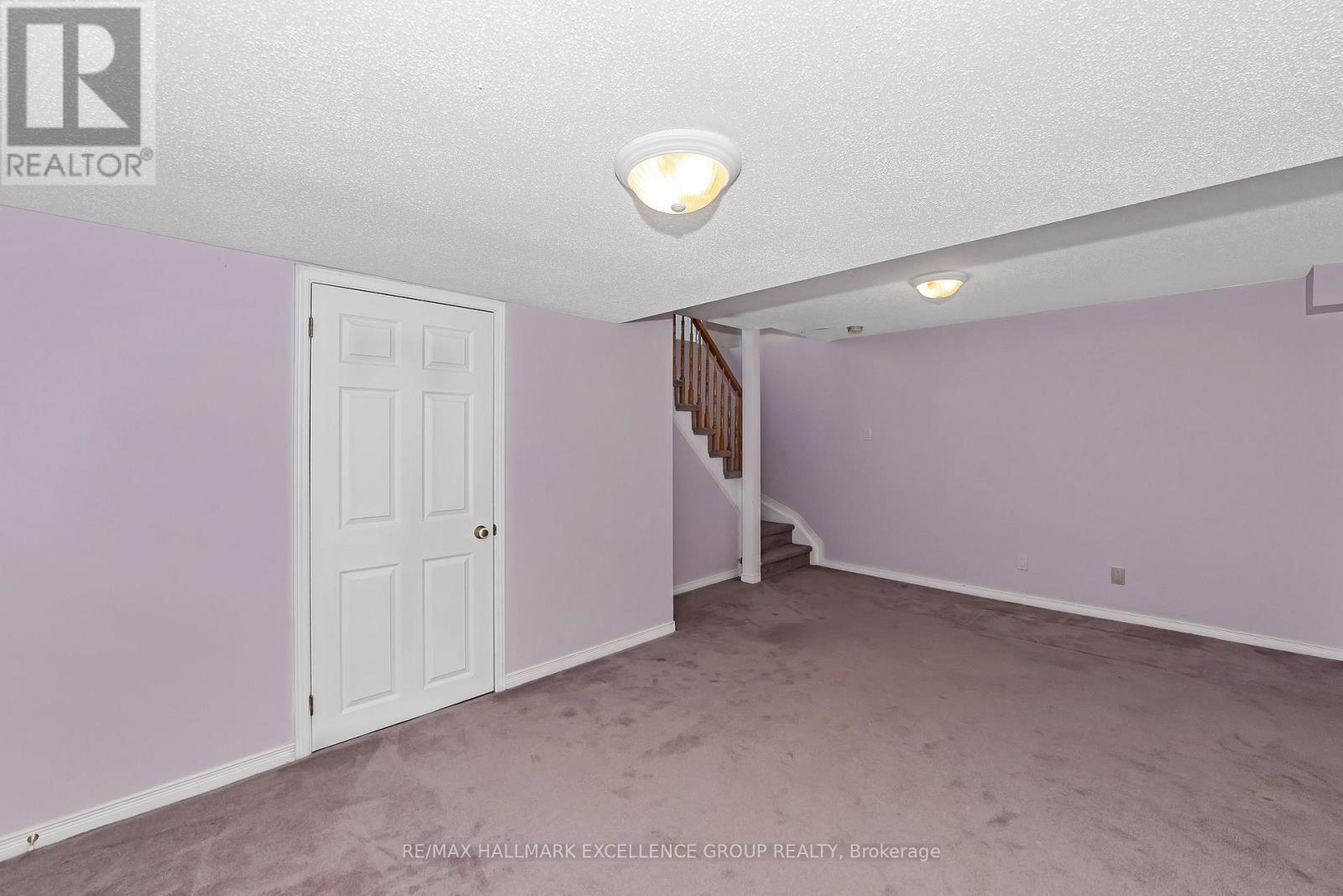 1556 Tonilee Drive, Ottawa, Ontario  K1J 1C1 - Photo 38 - X12489324