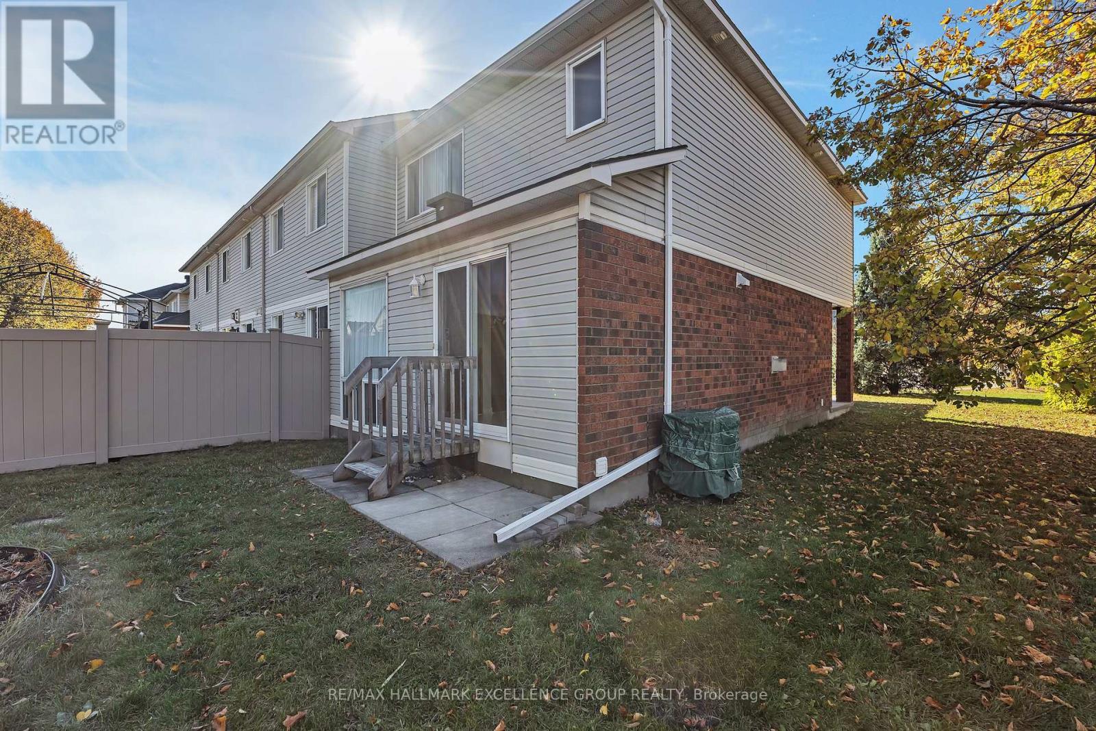 1556 Tonilee Drive, Ottawa, Ontario  K1J 1C1 - Photo 43 - X12489324