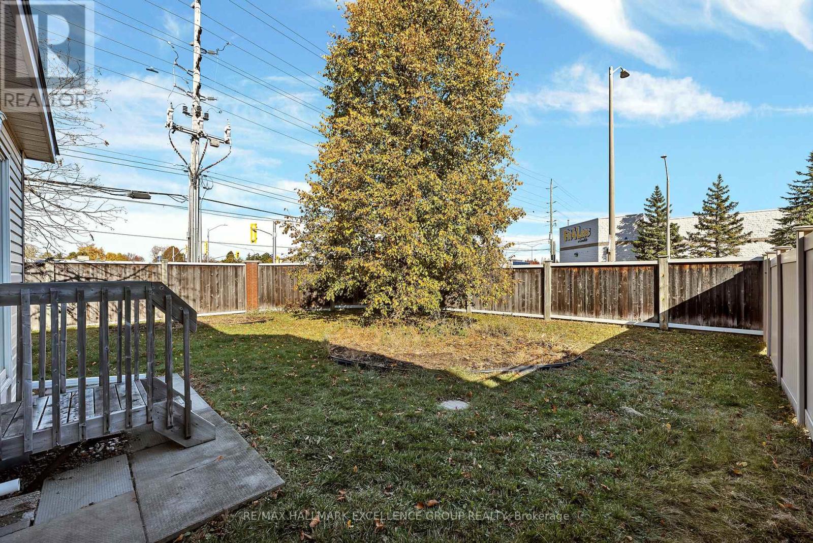 1556 Tonilee Drive, Ottawa, Ontario  K1J 1C1 - Photo 44 - X12489324