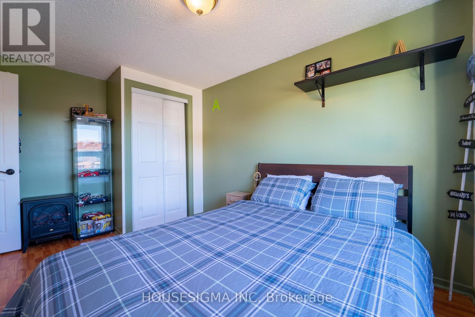 1767 Bonaventure Terrace, Ottawa, Ontario  K1C 1W6 - Photo 18 - X12489334