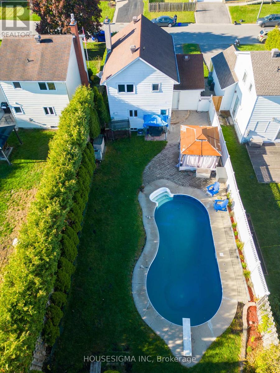 1767 Bonaventure Terrace, Ottawa, Ontario  K1C 1W6 - Photo 29 - X12489334