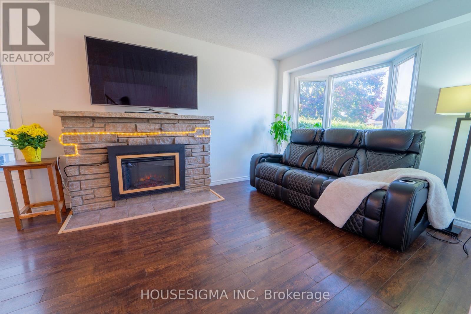 1767 Bonaventure Terrace, Ottawa, Ontario  K1C 1W6 - Photo 7 - X12489334