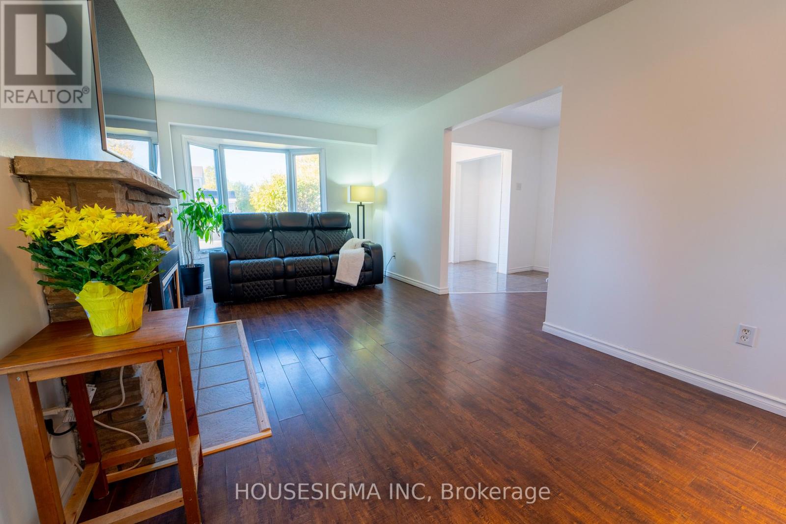 1767 Bonaventure Terrace, Ottawa, Ontario  K1C 1W6 - Photo 8 - X12489334