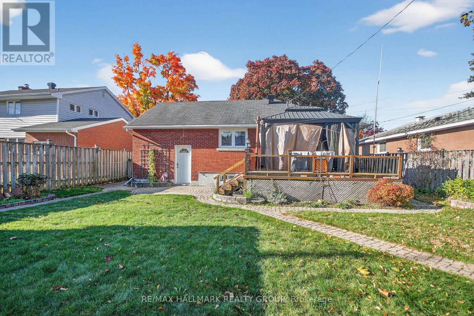 1281 Erindale Drive, Ottawa, Ontario  K2C 2G3 - Photo 30 - X12489360