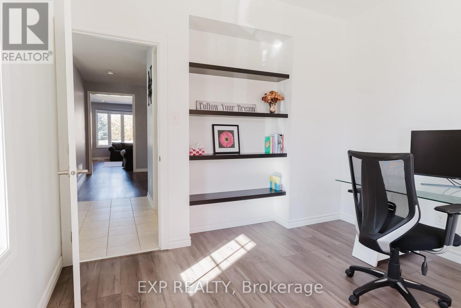 1821 Maple Grove Road, Ottawa, Ontario  K2S 0M4 - Photo 5 - X12489172