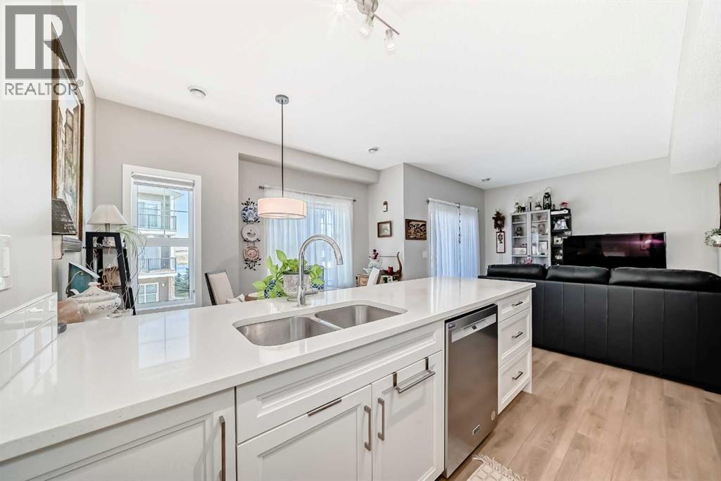 803, 250 Fireside View, Cochrane, Alberta  T4C 2M2 - Photo 6 - A2262937