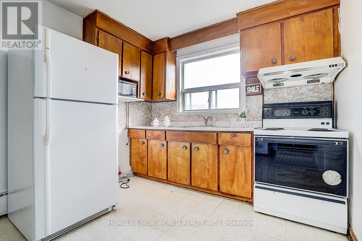 1263 Davenport Road, Toronto, Ontario  M6H 2H2 - Photo 29 - W12489326